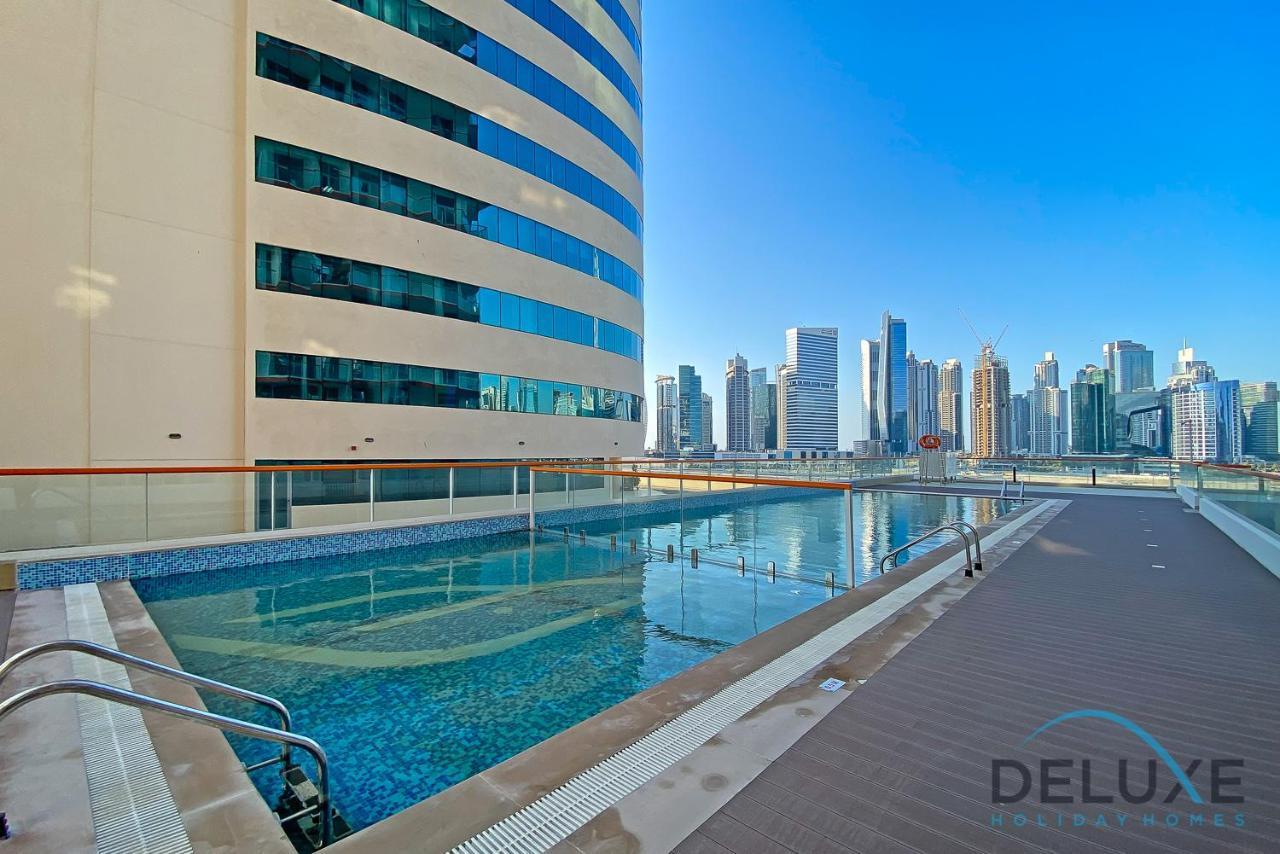 Intimate Studio At Millennium Binghatti Residence Business Bay By Deluxe Holiday Homes Dubai Exterior foto